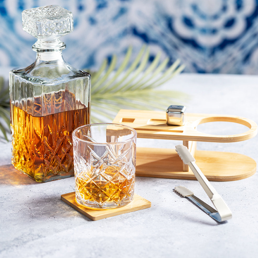 Whisky-Set mit 350-ml-Glas, Edelstahl-Eiswürfeln, Bambus-Untersetzer und Bambus-Ständer
