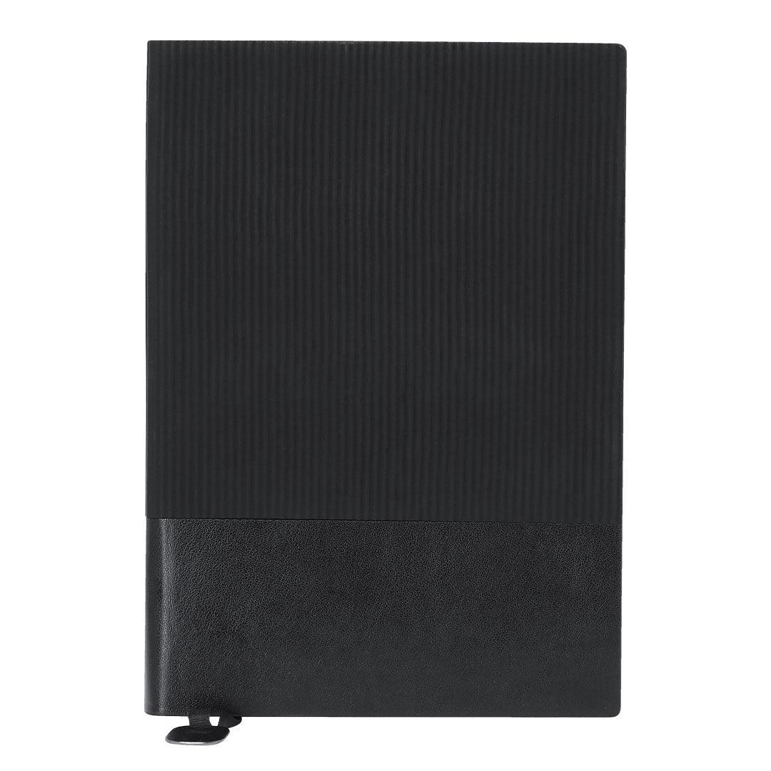 Elegant Black Premium Set mit Thermobecher, Notizbuch und Rollerpen in mattschwarzer Box.