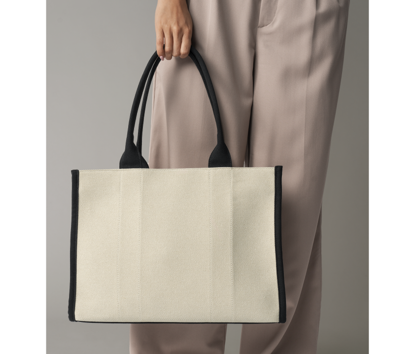 Strukturierte Stofftasche in elegantem Design mit Reißverschlussfach – Modell „Linéa Forte“